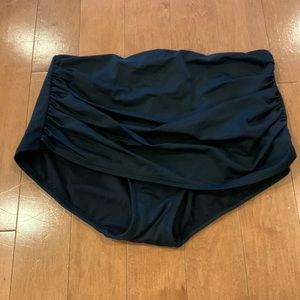 Suddenly slim by Catalina bathing suit bottoms M(8-10)